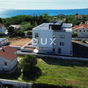 ZADAR, PRIVLAKA - Ekskluzivna Prilika za Luksuzan Život Uz Plažu u Modernoj Novogradnji! S3