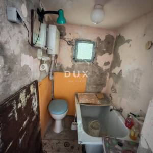 Zadar, Rtina, kuća za renovaciju, 230,59m2