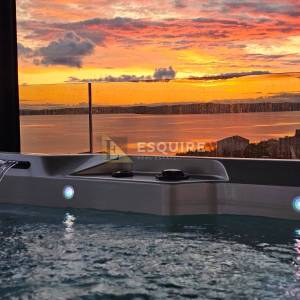 ZADAR – RTINA,  Luksuzan apartman sa bogatom opremom u prizemlju s vrtom!!