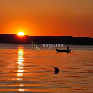 ZADAR – RTINA,  Luksuzan apartman sa bogatom opremom u prizemlju s vrtom!!