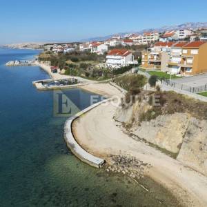 ZADAR – RTINA,  Luksuzan apartman sa bogatom opremom u prizemlju s vrtom!!