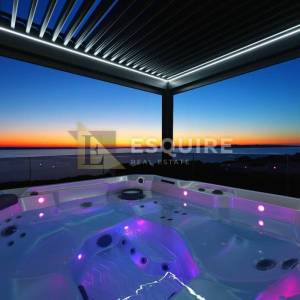 ZADAR – RTINA,  Luksuzan apartman sa bogatom opremom u prizemlju s vrtom!!