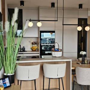 ZADAR – RTINA,  Luksuzan apartman sa bogatom opremom u prizemlju s vrtom!!