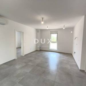 ZADAR, SUKOŠAN - trosobni stan sa vrtom u  novogradnji