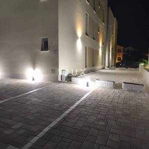 ZADAR, SUKOŠAN - trosobni stan sa vrtom u  novogradnji