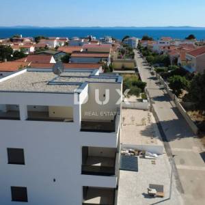 ZADAR, VIR - Vrhunski stan s krovnom terasom i prekrasnim pogledom! S3