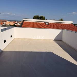 ZADAR, VIR - Vrhunski stan s krovnom terasom i prekrasnim pogledom! S3