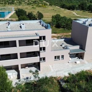 ZADAR, ZATON - Kvalitetna novogradnja s podnim grijanjem u Zatonu! S7