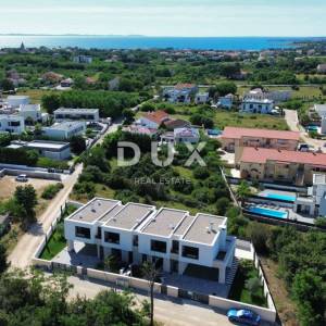 ZADAR, ZATON -  Luksuzna Dvojna Vila s Grijanim Bazenom, Saunom i Teretanom! Novogradnja! A1