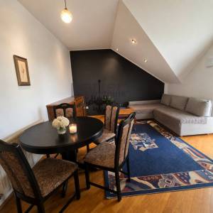 Zagreb-Gajnice, 2-sobni stan s balkonom, 50m2