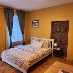 Zagreb, Gornji grad (Gradec), garsonijera 25m2