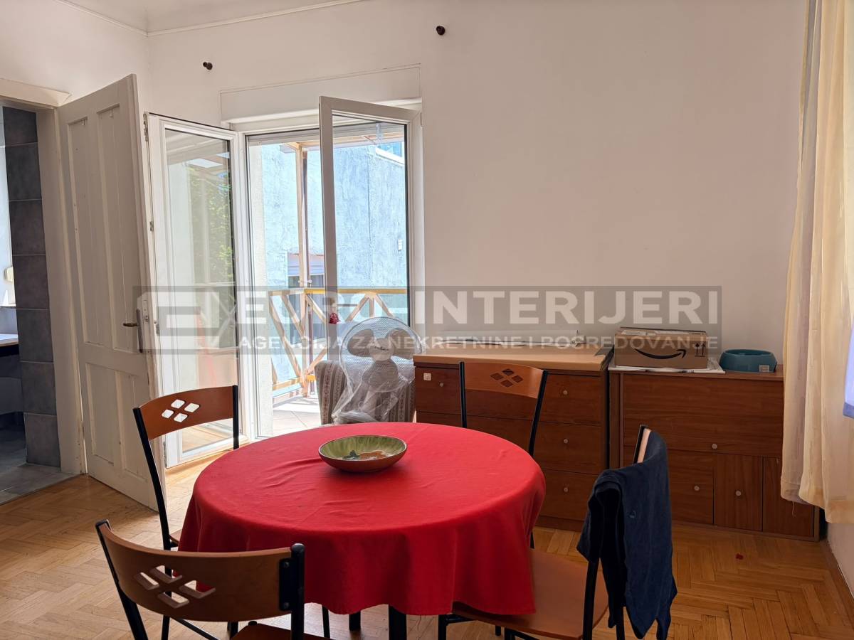 Zagreb, Pantovčak, dvosoban stan, 60 m² + balkon