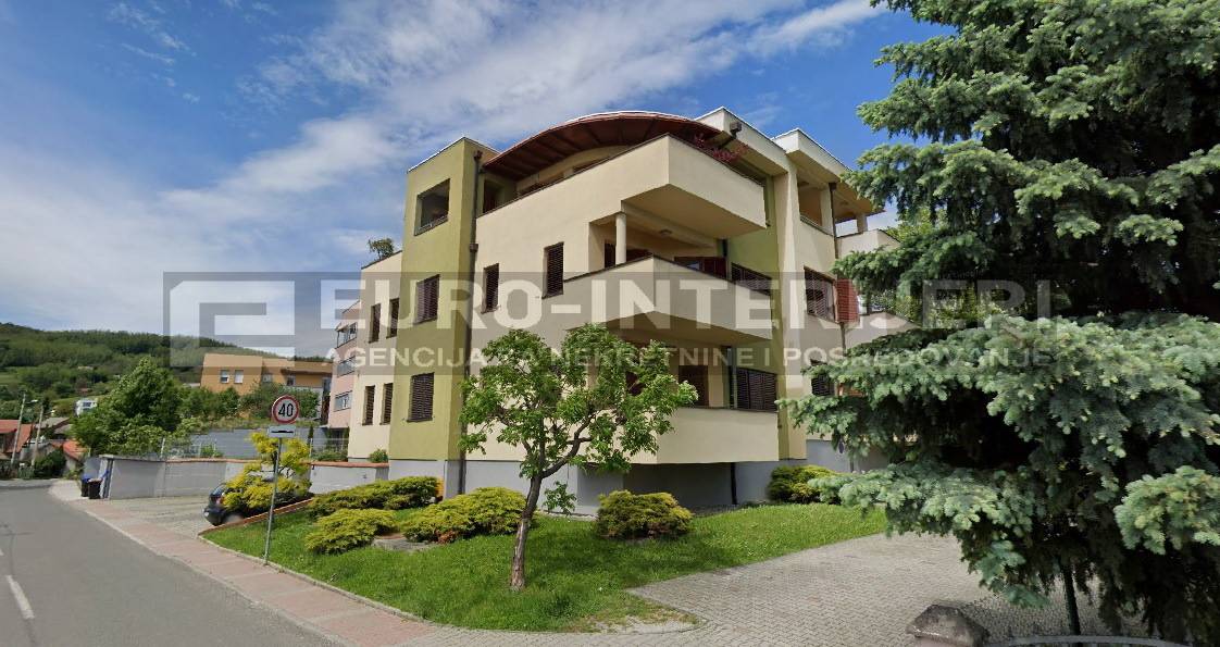 Zagreb Perjavica - Dominika Mandića četverosoban stan NKP 99m² s 2 PM