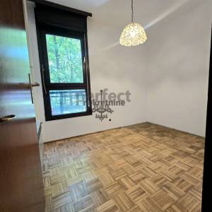 Zagreb zapad-Malešnica,  prostrani 4-sobni stan 86m2 s loggiom