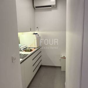 Zakup, Opatija, poslovni prostor - ordinacija zubne medicine, 86.91m2