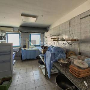 ZATON - Dvije poslovno stambene zgrade - 1200m2