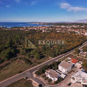 ZATON - Dvije poslovno stambene zgrade - 1200m2