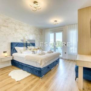 ZATON - Luksuzna četverosobna vila, 2 bazena - 234m2