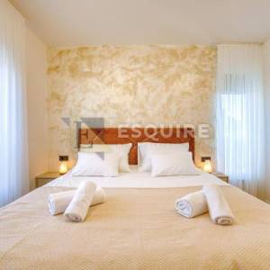 ZATON - Luksuzna četverosobna vila, 2 bazena - 234m2