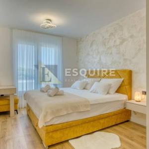 ZATON - Luksuzna četverosobna vila, 2 bazena - 234m2