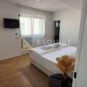 ZATON - Luksuzna četverosobna vila 1. red do mora - 240m2