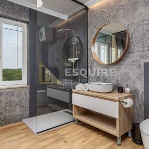 ZATON - Luksuzna vila s bazenom, 8 spavaćih soba - 385m2