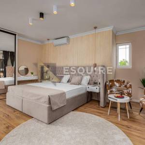 ZATON - Luksuzna vila s bazenom, 8 spavaćih soba - 385m2