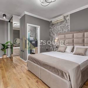 ZATON - Luksuzna vila s bazenom, 8 spavaćih soba - 385m2