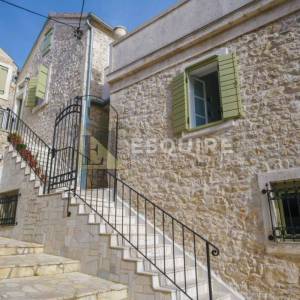 ZATON - ŠIBENIK - PRVI RED UZ MORE - Luxury stone house