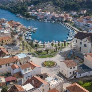 ZATON - ŠIBENIK - PRVI RED UZ MORE - Luxury stone house