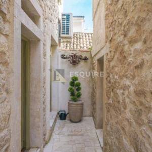 ZATON - ŠIBENIK - PRVI RED UZ MORE - Luxury stone house