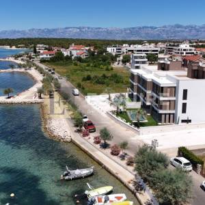 ZATON - Trosoban stan A1 u prizemlju s bazenom - 223m2