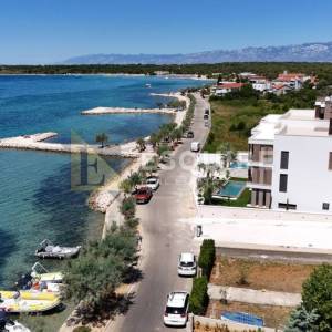 ZATON - Trosoban stan A1 u prizemlju s bazenom - 223m2