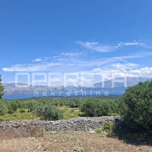 Zemljište s geađevinskom dozvolom 10017 m2