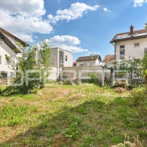 ZEMLJIŠTE S KUĆOM, 709 m2, smješteno u M1 zoni – mješovita, pretežito stambena n