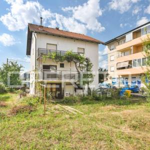 ZEMLJIŠTE S KUĆOM, 709 m2, smješteno u M1 zoni – mješovita, pretežito stambena n