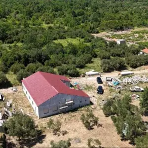 Agroturistički kompleks / Kušaonica (400 m² ukupno) bazen,podrum