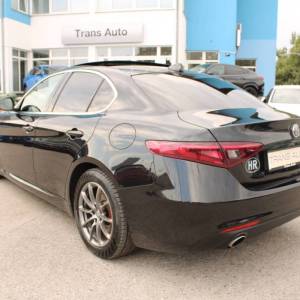 Alfa Romeo Giulia 2.2 JTD AUTOMATIK *PANORAMA, LED, NAVIGACIJA*
