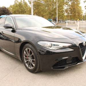 Alfa Romeo Giulia 2.2 JTD AUTOMATIK *PANORAMA, LED, NAVIGACIJA*