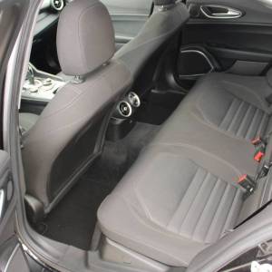 Alfa Romeo Giulia 2.2 JTD AUTOMATIK *PANORAMA, LED, NAVIGACIJA*