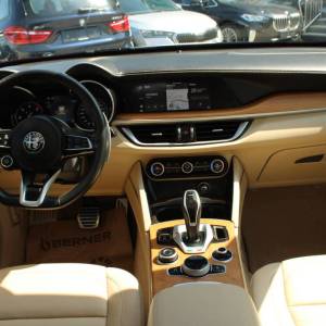Alfa Romeo Stelvio 2.2 Ti AUTOMATIK *NAVIGACIJA, KAMERA, PANORAMA*