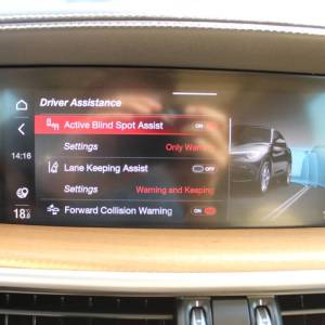 Alfa Romeo Stelvio 2.2 Ti AUTOMATIK *NAVIGACIJA, KAMERA, PANORAMA*