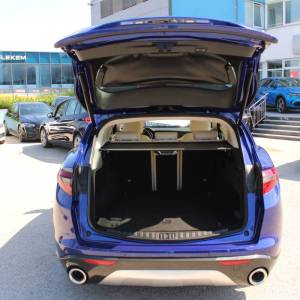 Alfa Romeo Stelvio 2.2 Ti AUTOMATIK *NAVIGACIJA, KAMERA, PANORAMA*