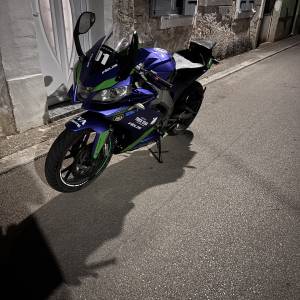 Aprilia rs4