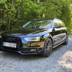 AUDI A4 AVANT 2.0 TDI S-LINE B8.5 2015G