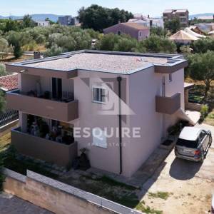 BIBINJE - Kuća katnica u blizini marine - 279m2