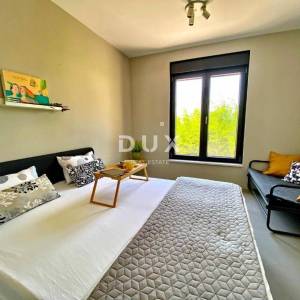 Biograd, Sv. Filip i Jakov, kuća, 110 m², vrt, bazen