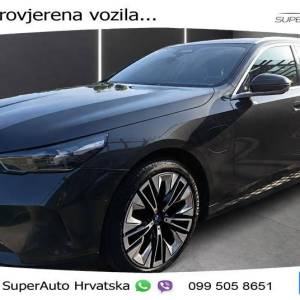 BMW 530e Touring xDrive Steptronic 299 KS, LED+ACC+4xGR SJED+360+PDC