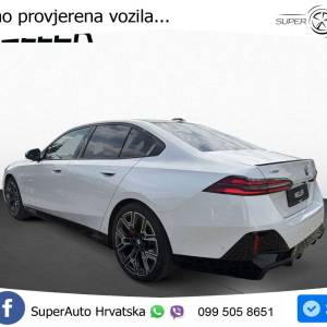 BMW 550e xDrive Steptronic M Sport 489 KS, LED+TEM+GR SJED+360+PDC