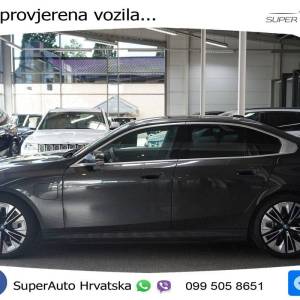 BMW 550e xDrive Steptronic 489 KS, LED+ACC+4xGR SJED+360+PDC